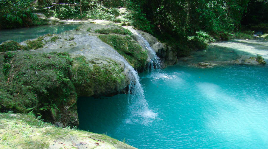 The Ocho Rios Natural Blue Hole