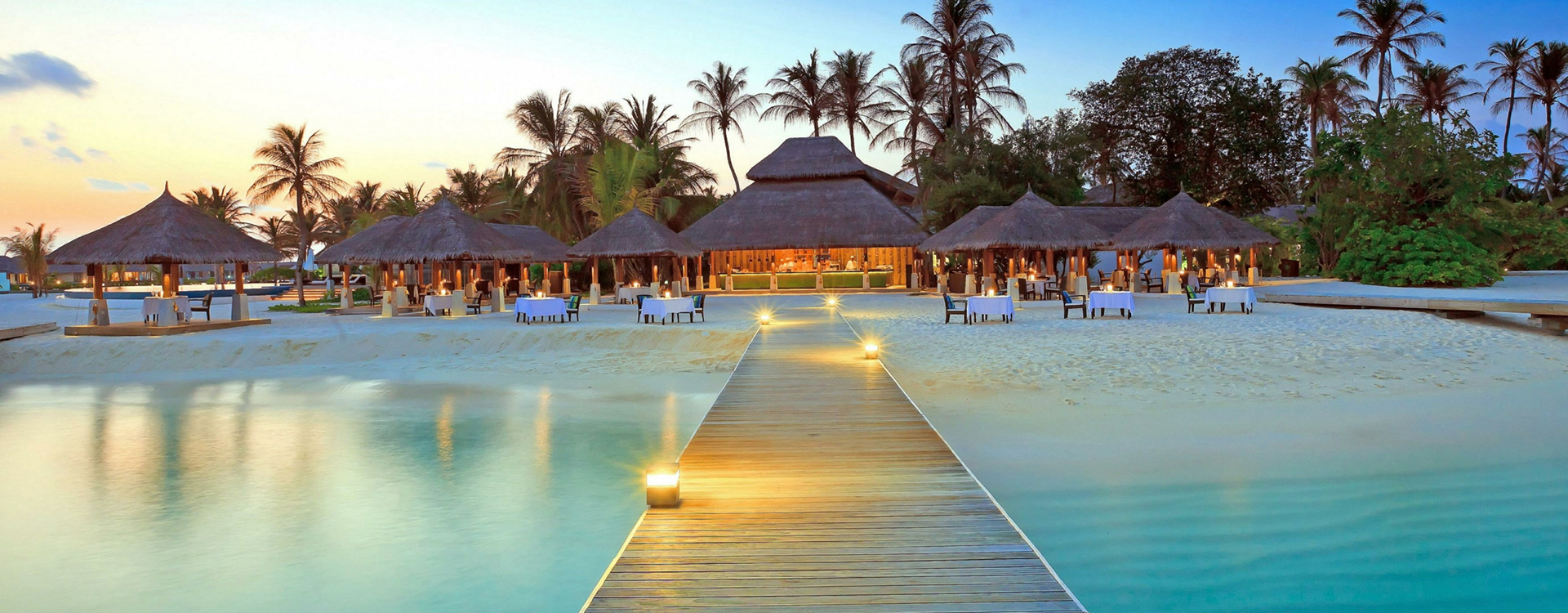 EXPERIENCE THE CARIBBEAN ISLANDS!